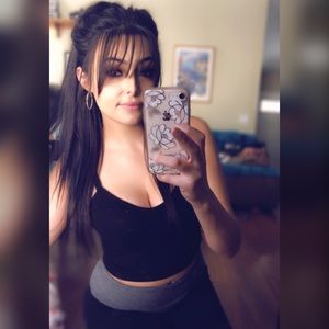 Meet your Posher, Emma